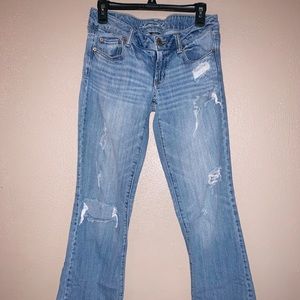 Women’s American Eagle Ripped Jeans